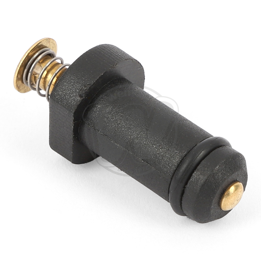 0UI5922_ad0545 two.jpg